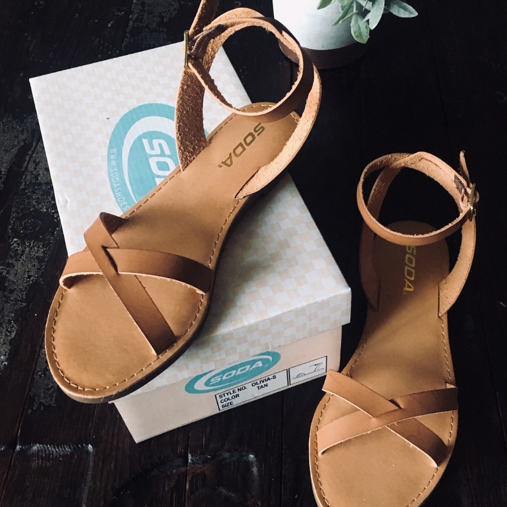 SODA OLIVIA Tan Ankle Wrap Sandals 7.5 NEW NIB - Picture 4 of 7